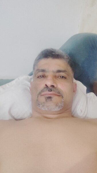 Dom 48 ani satisfac toate fanteziile, cupluri si femei singure, maritate.